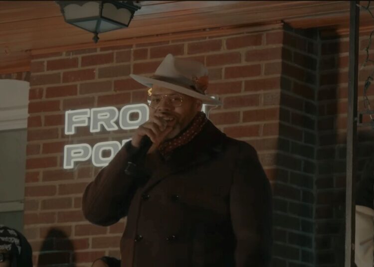 Eric Roberson Stops By The Front Porch (Live Sessions)